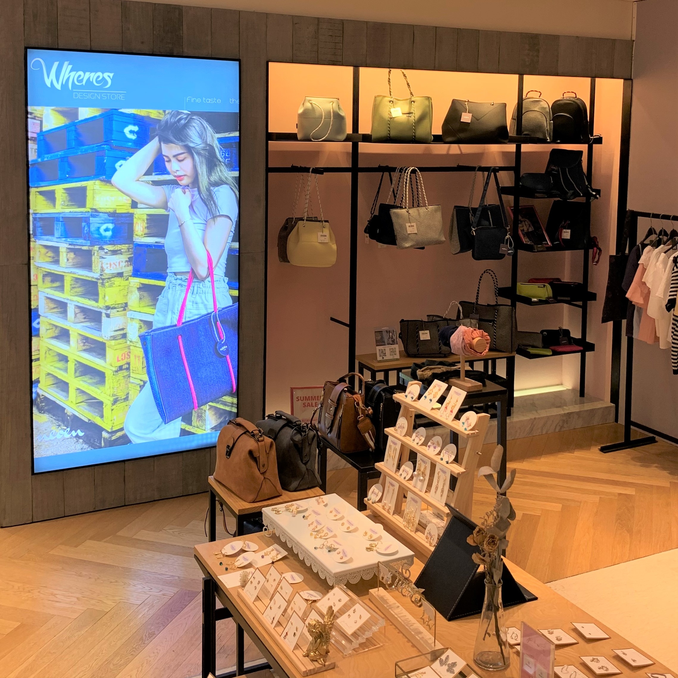 neoen bags, neoen bags shop, neoen bags stockist, moko, wheres design store