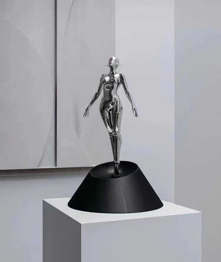 Hajime Sorayama Sexy Robot 1/4