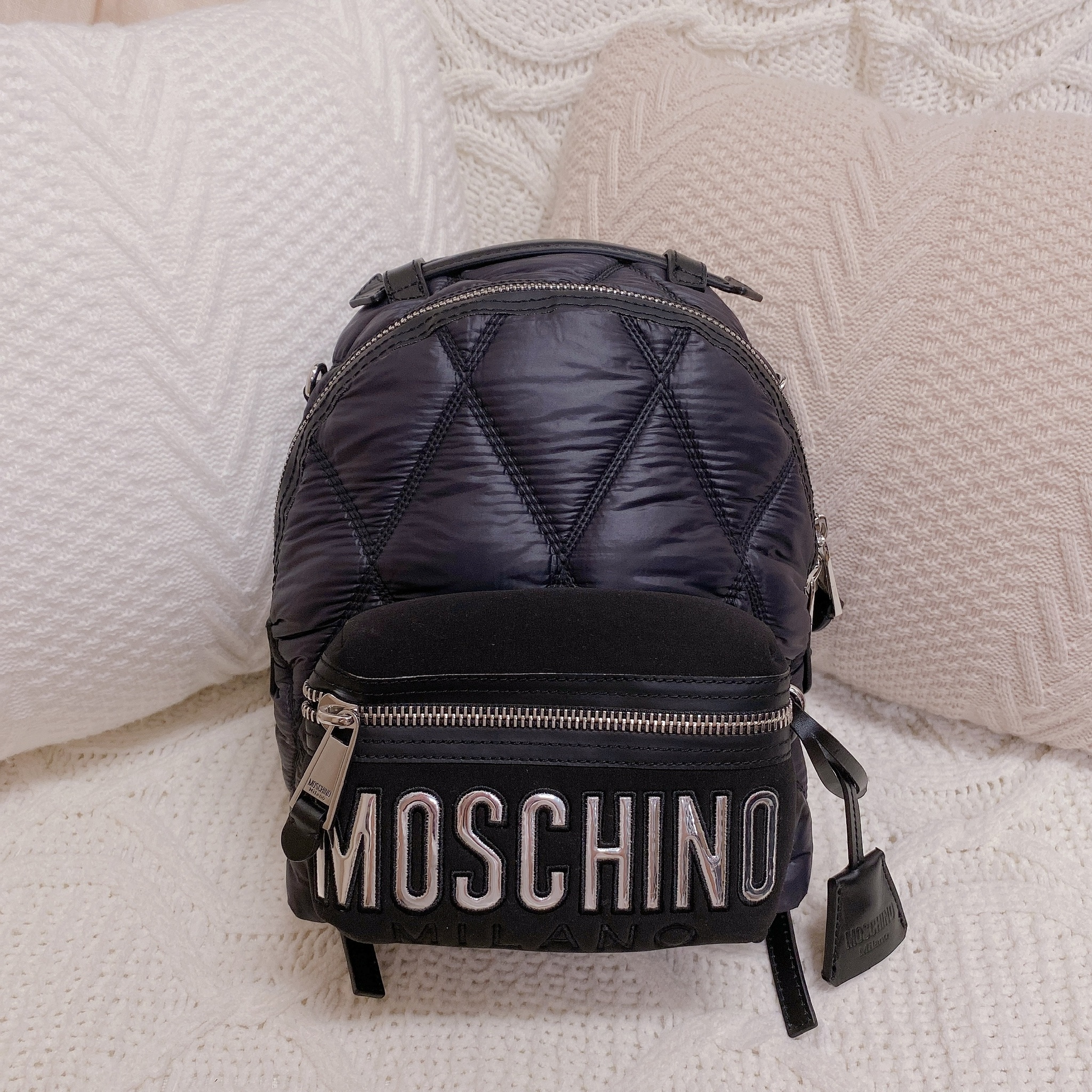 red moschino backpack