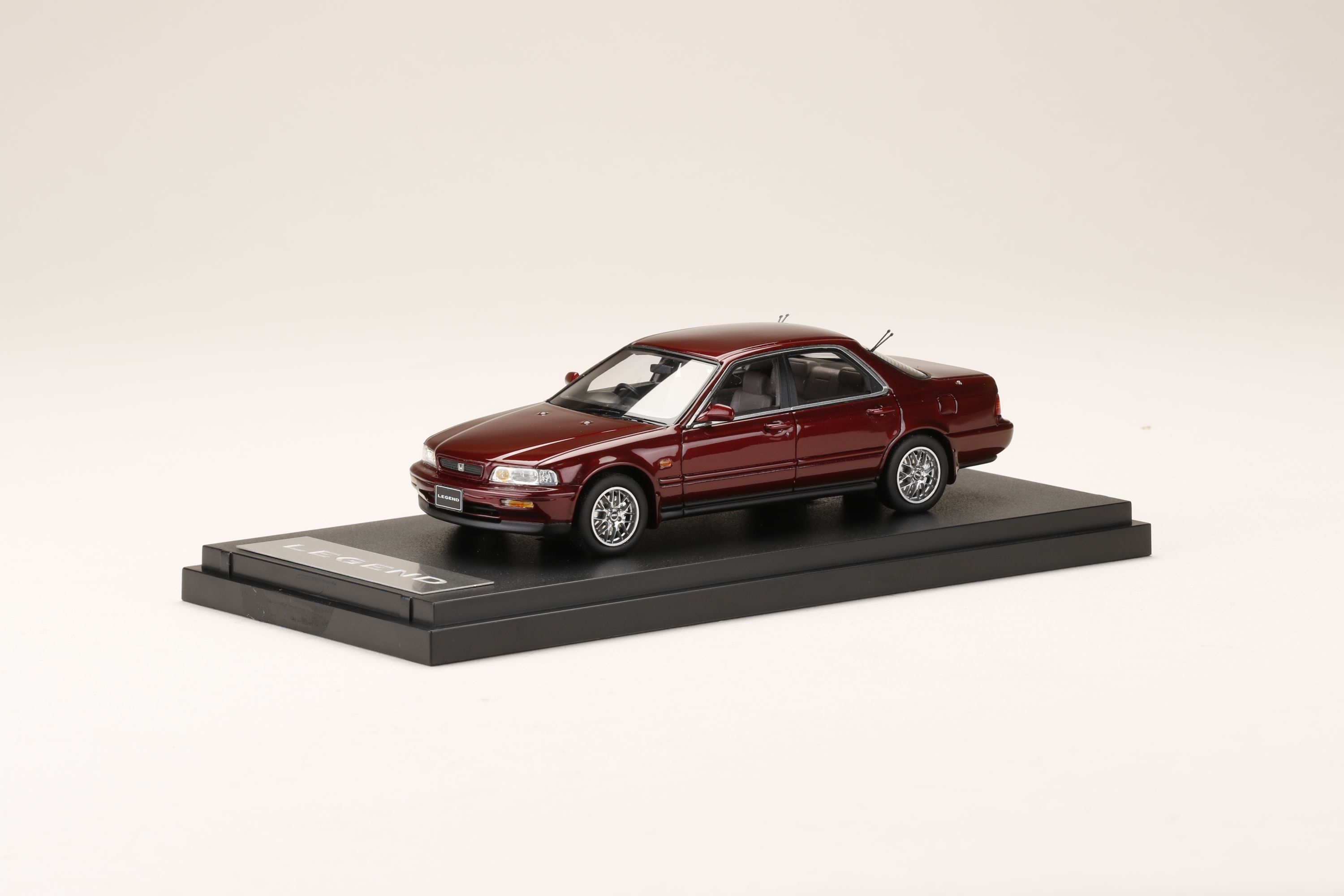 1/43 MARK43 Honda Legend α (KA7) Customized Version Red Pearl (PM43142CR)
