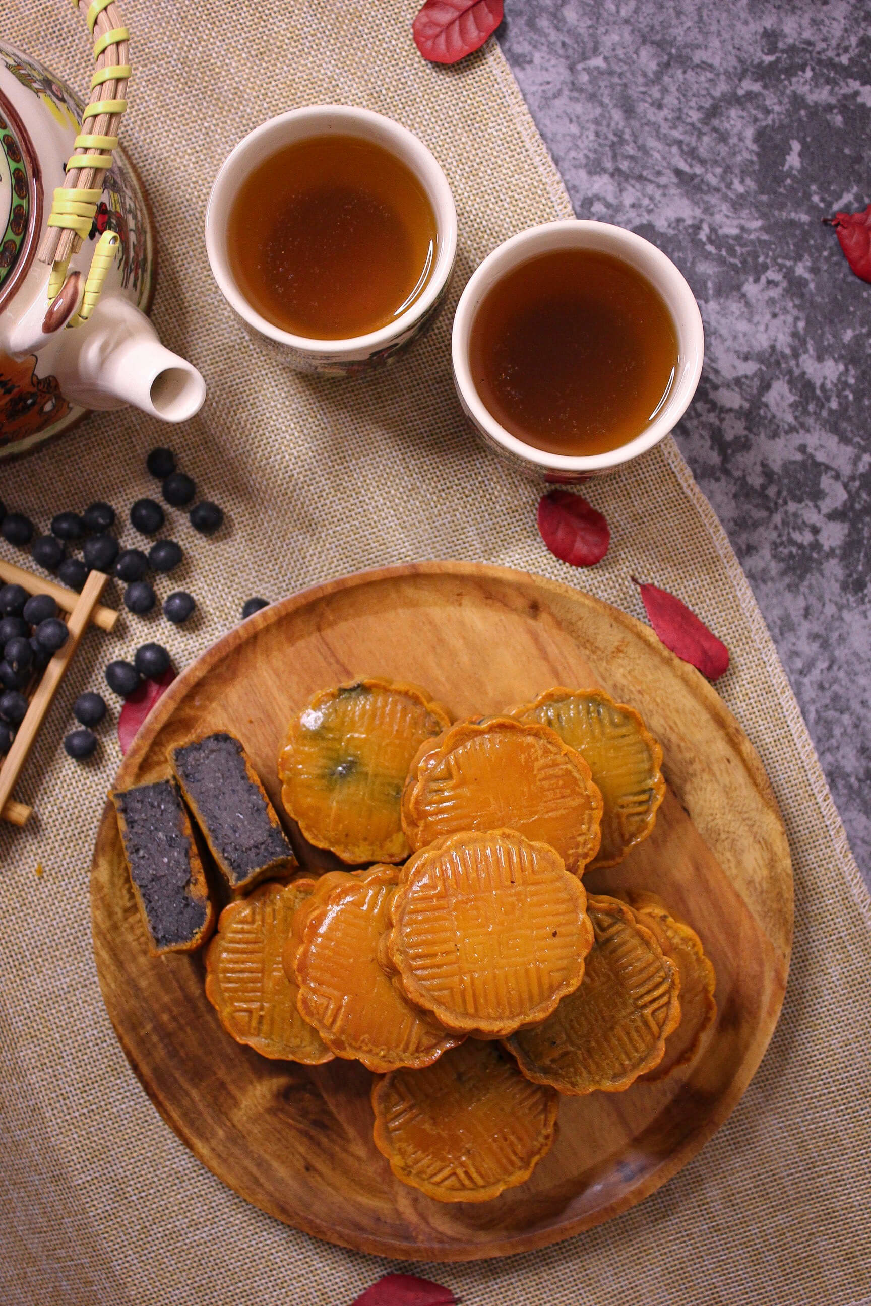 竹炭黑豆沙月餅,月餅,黑豆,豆沙,食譜,做法,自家製,diy,低筋面粉,竹炭黑豆,煮餸