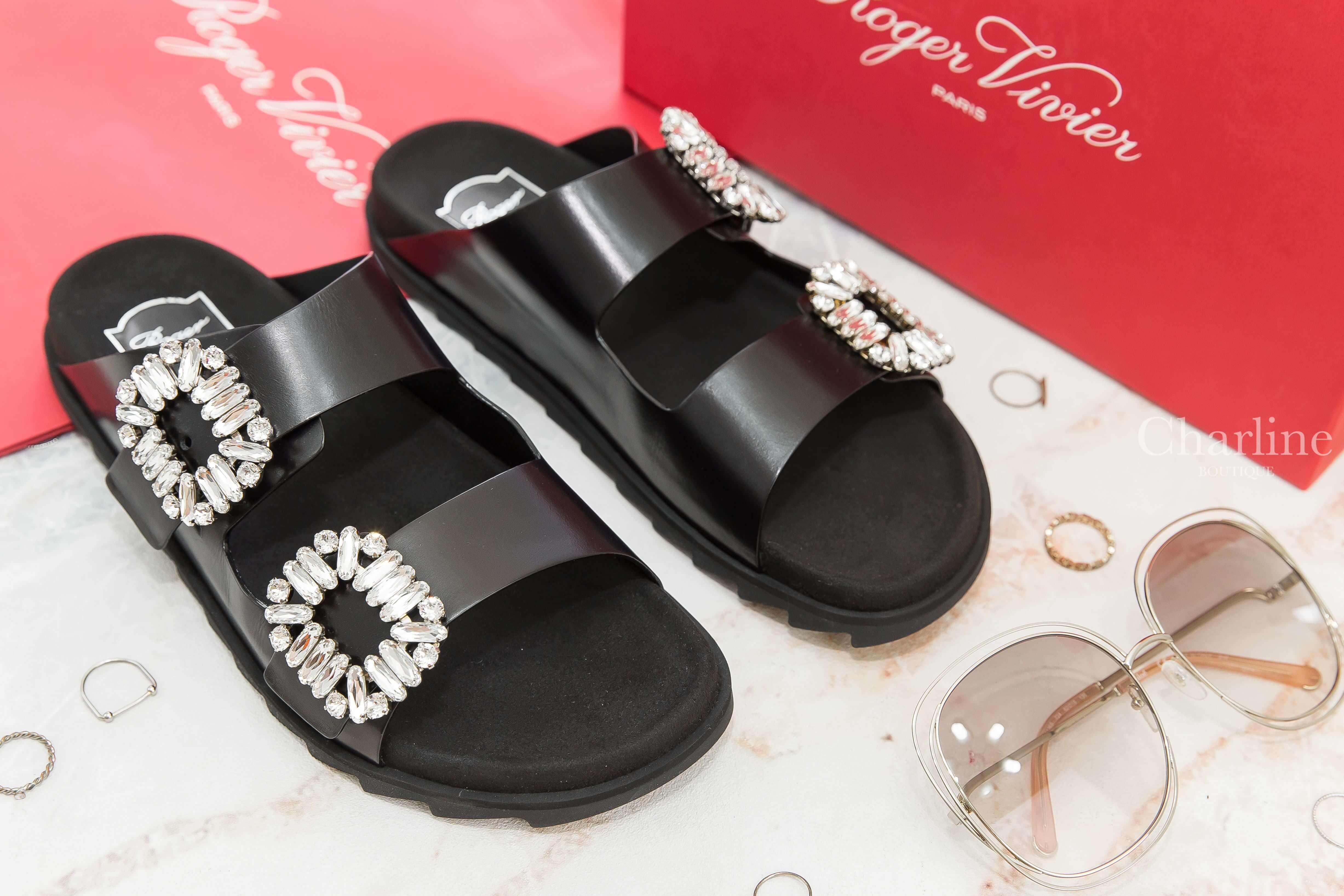 Roger Vivier Slidy Viv' Strass Buckle Sandals In Leather 黑色皮革銀色水晶方釦涼鞋