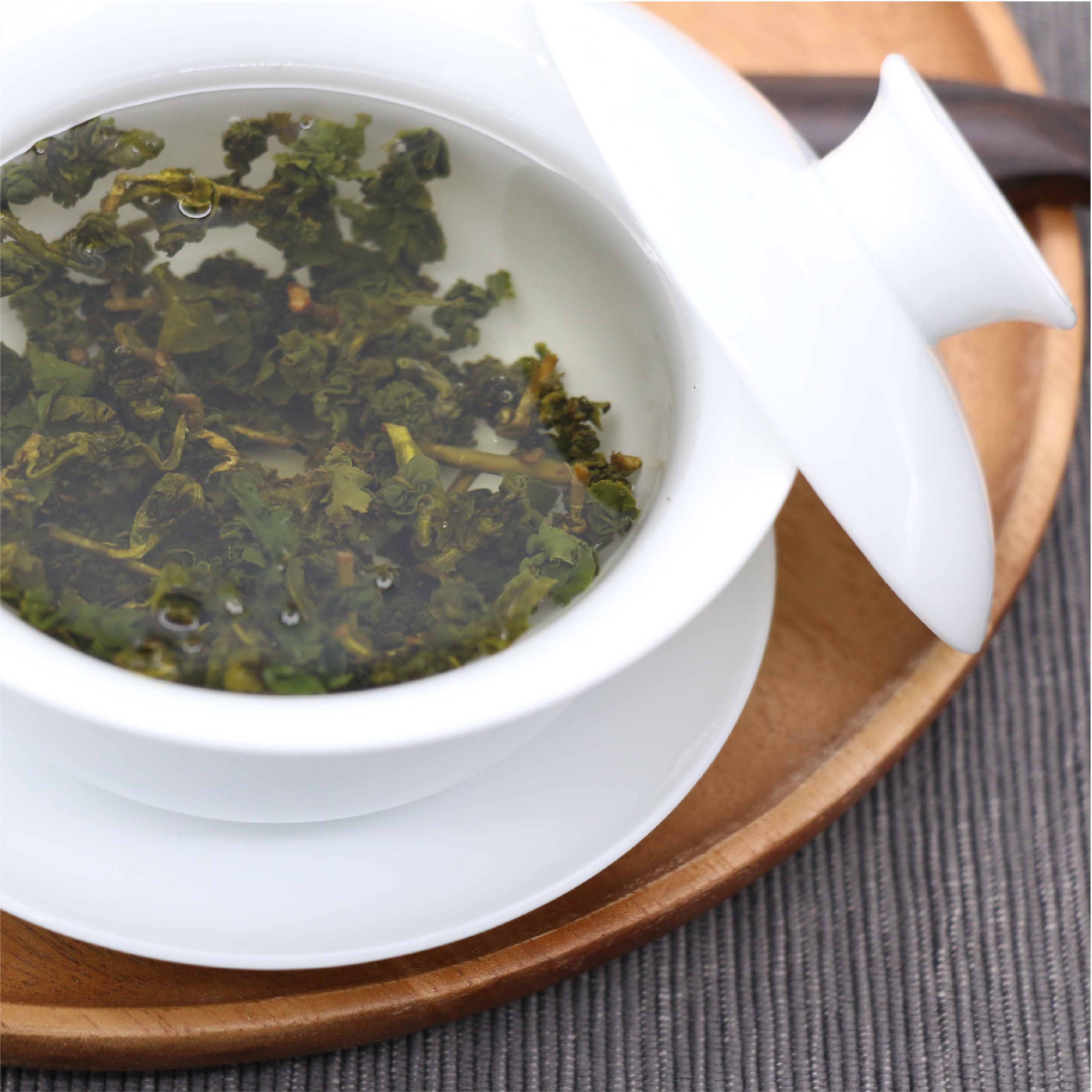【台湾好茶】梨山高冷茶 一番茶 手摘み 春茶 青心烏龍茶 頂級品 1心2葉 台湾好茶】梨山高冷茶 一番茶 手摘み 春茶 青心烏龍茶 頂級
