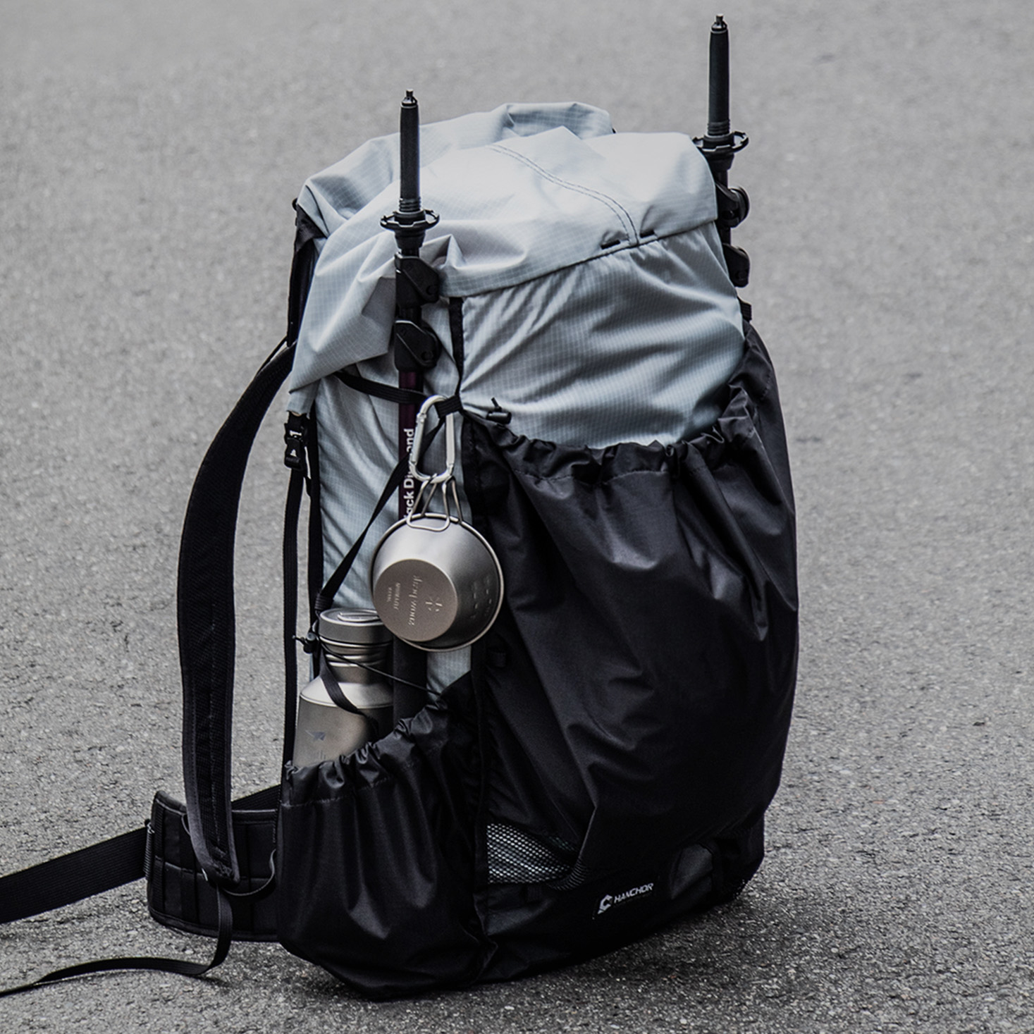 HANCHOR TUFA 輕量化中型登山背包 / 銀灰