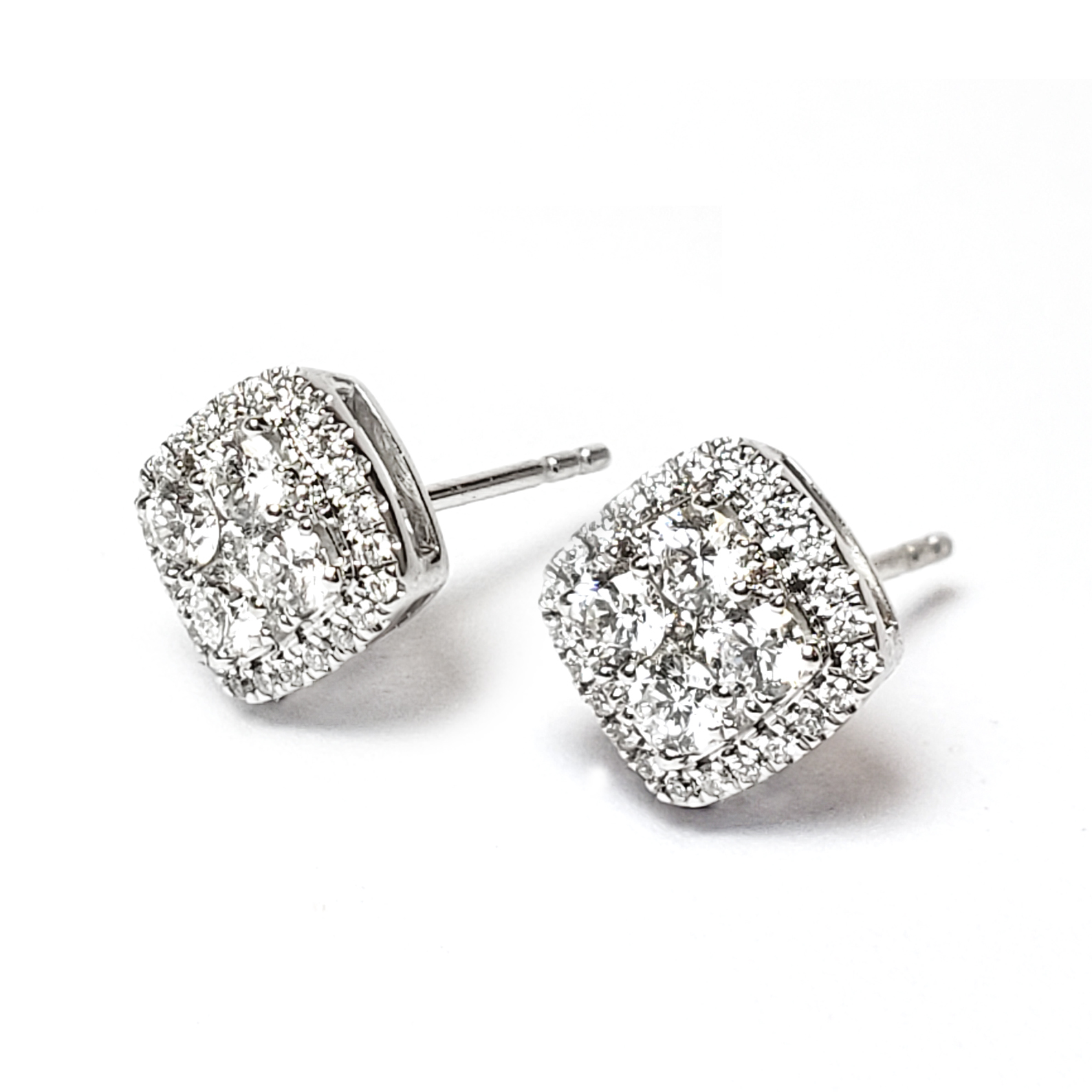 18K白金天然鑽石耳環