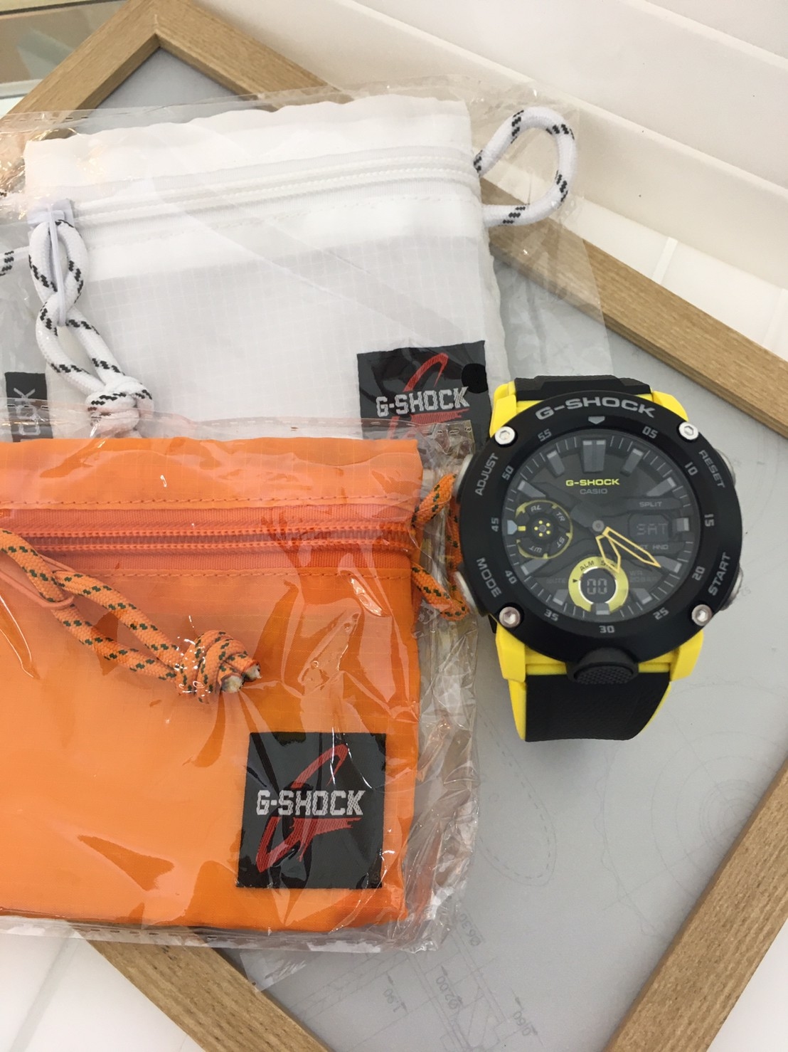 【G-SHOCK】碳纖維強悍運動錶  GA-2000-1A9 45mm 現代鐘錶