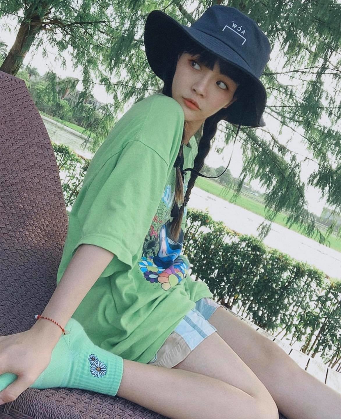 刺繡小花短襪 _ 綠色_BF190025