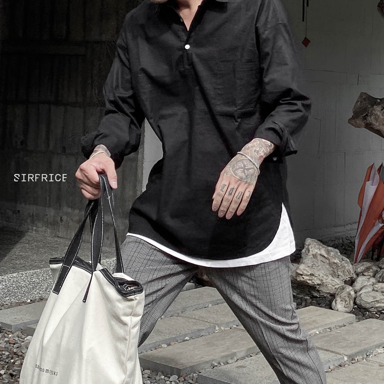 休閒口袋長袖襯衫 半開領 側開岔