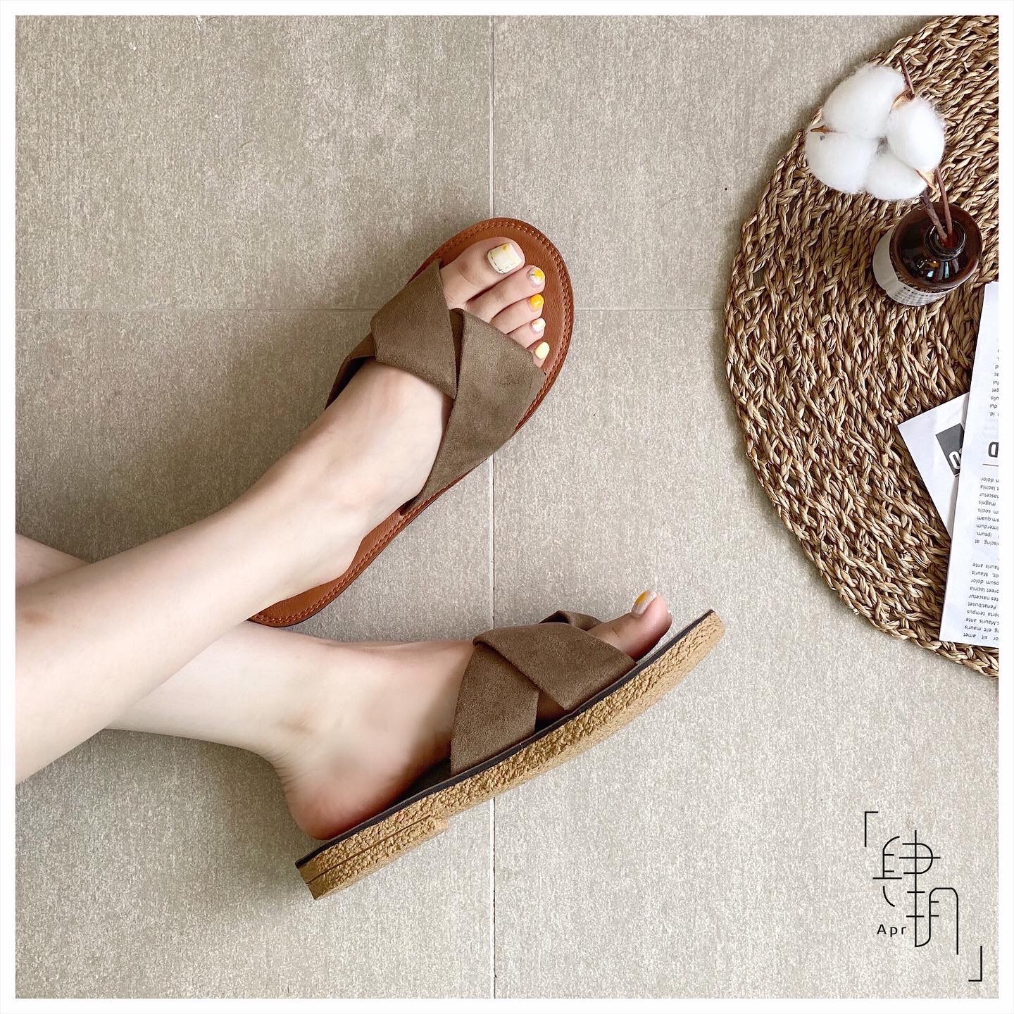 🇯🇵日牌JUNOAH麂皮交叉平底拖