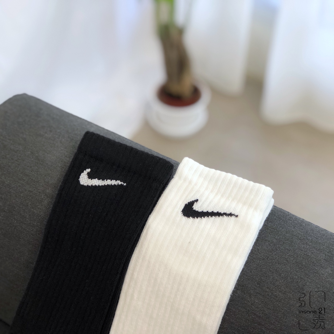 NIKE CUSHIONED NIKE SOCKS 黑白 白黑 雙層 男女款 小勾 長襪 SX7677-100