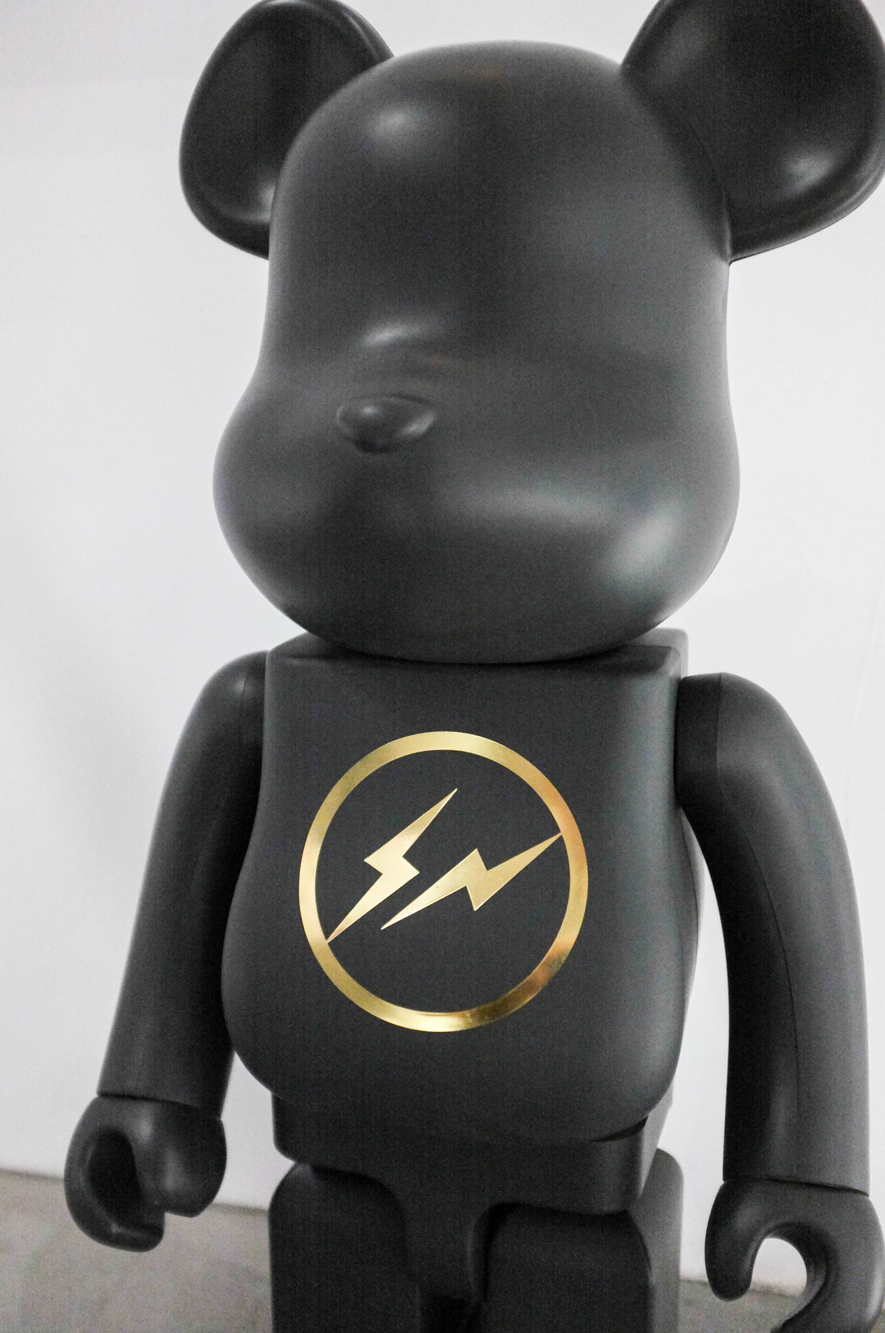 車庫服飾】Bearbrick 1000% Fragment Design 藤原浩閃電熊