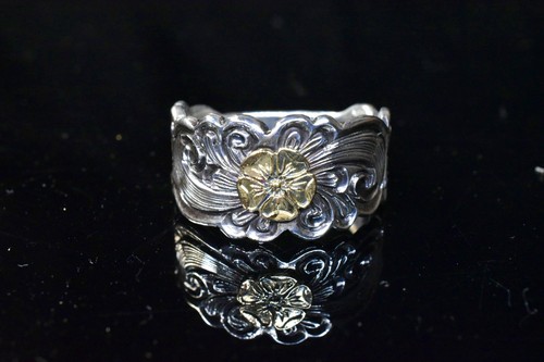 <預訂> LOVE系列 自然唐草戒指