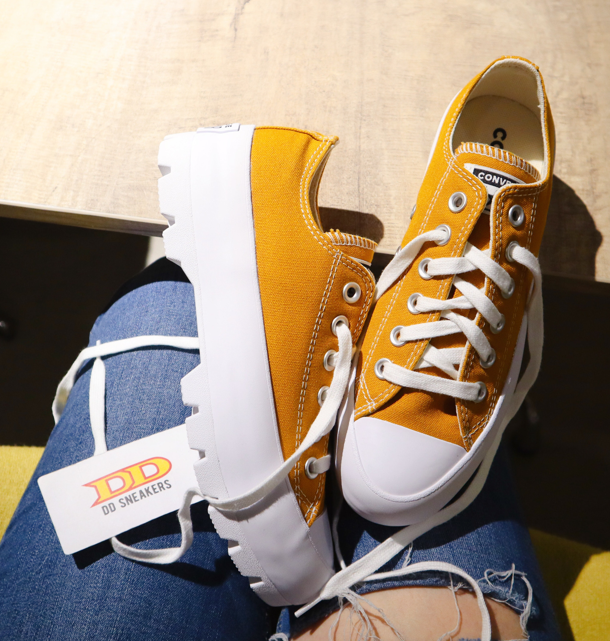 converse lugged tan