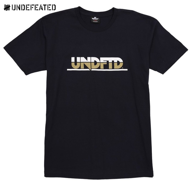 UNDEFEATED LINE TEE 字體 5900693 深藍 黑色
