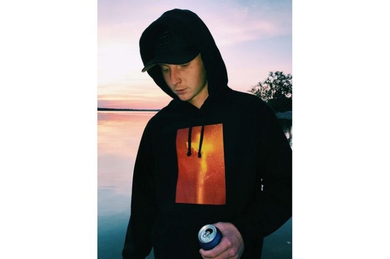 2017AW Supreme Piss Christ Hooded Sweatshirt 帽T 現貨