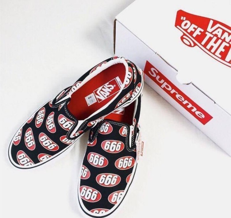 Supreme x Vans 666 Slip On 懶人鞋黑板鞋限時下殺