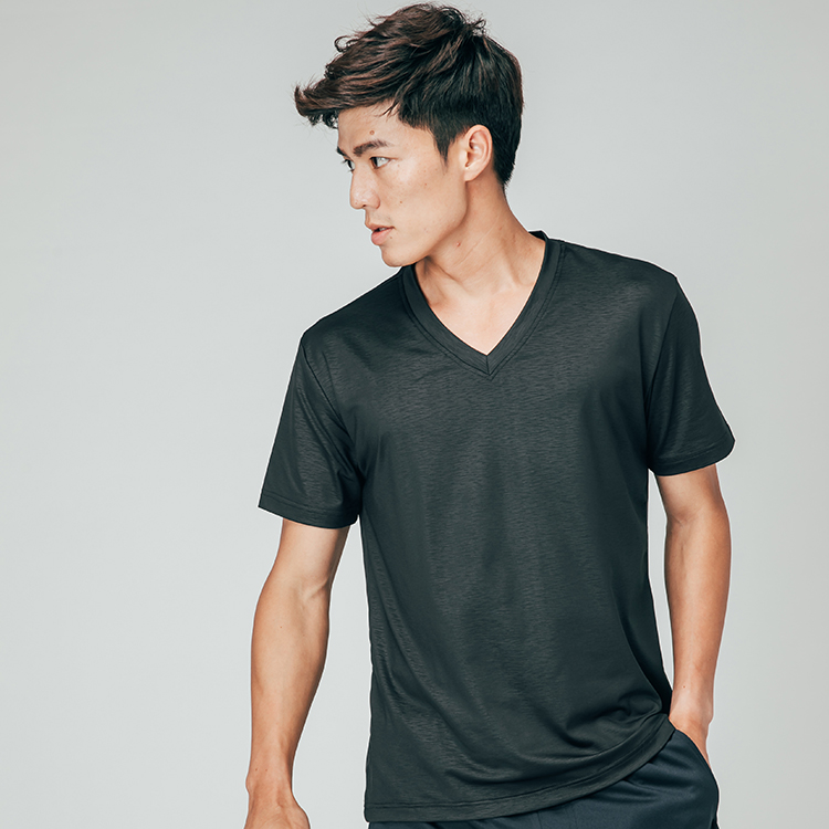 運動排汗 男V領T恤