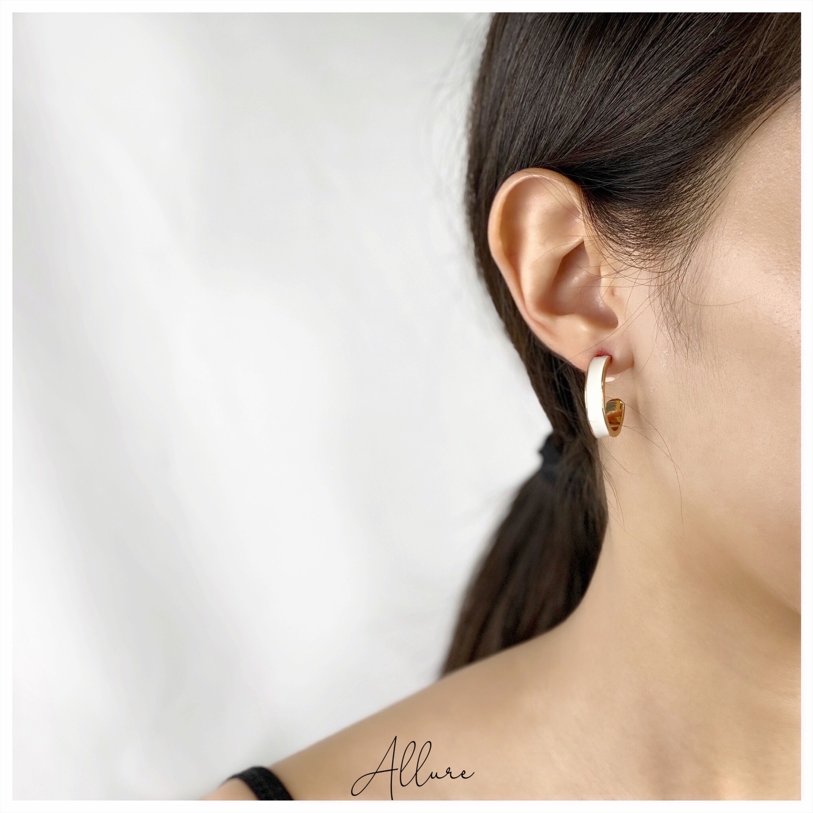 肆玥xAllure莫蘭迪白色滴釉C型耳環