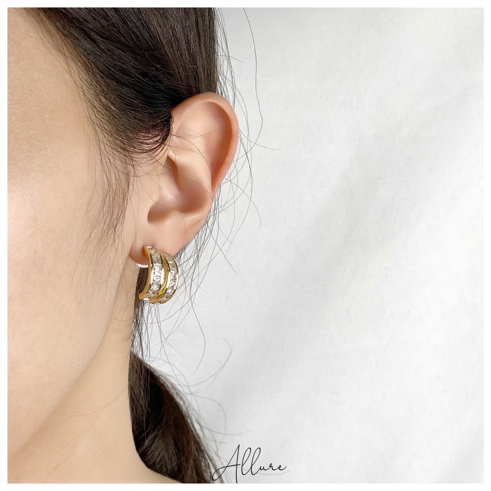 肆玥xAllure雙排交叉帶鑽耳環