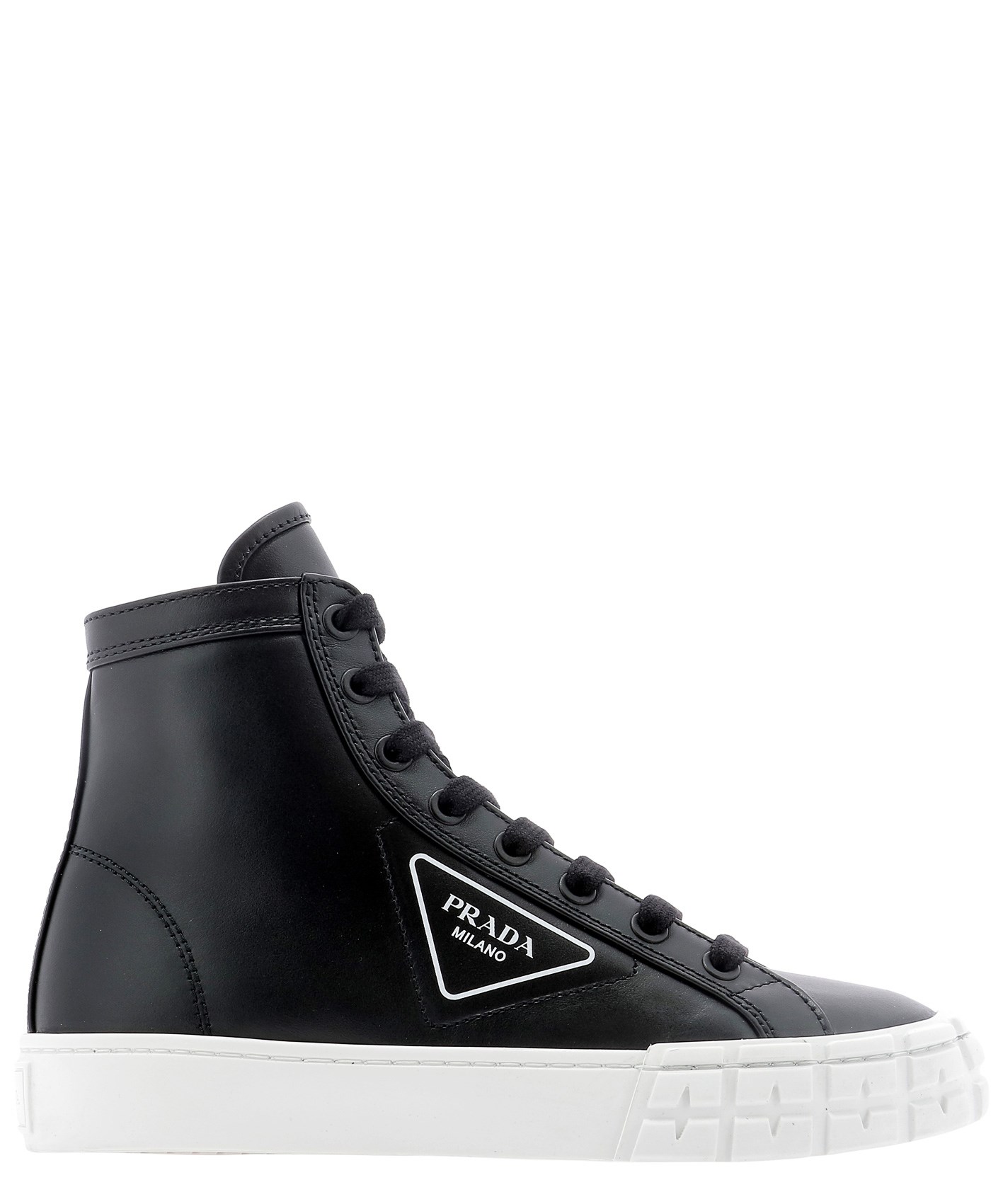 【PRADA】Leather sneakers with logo