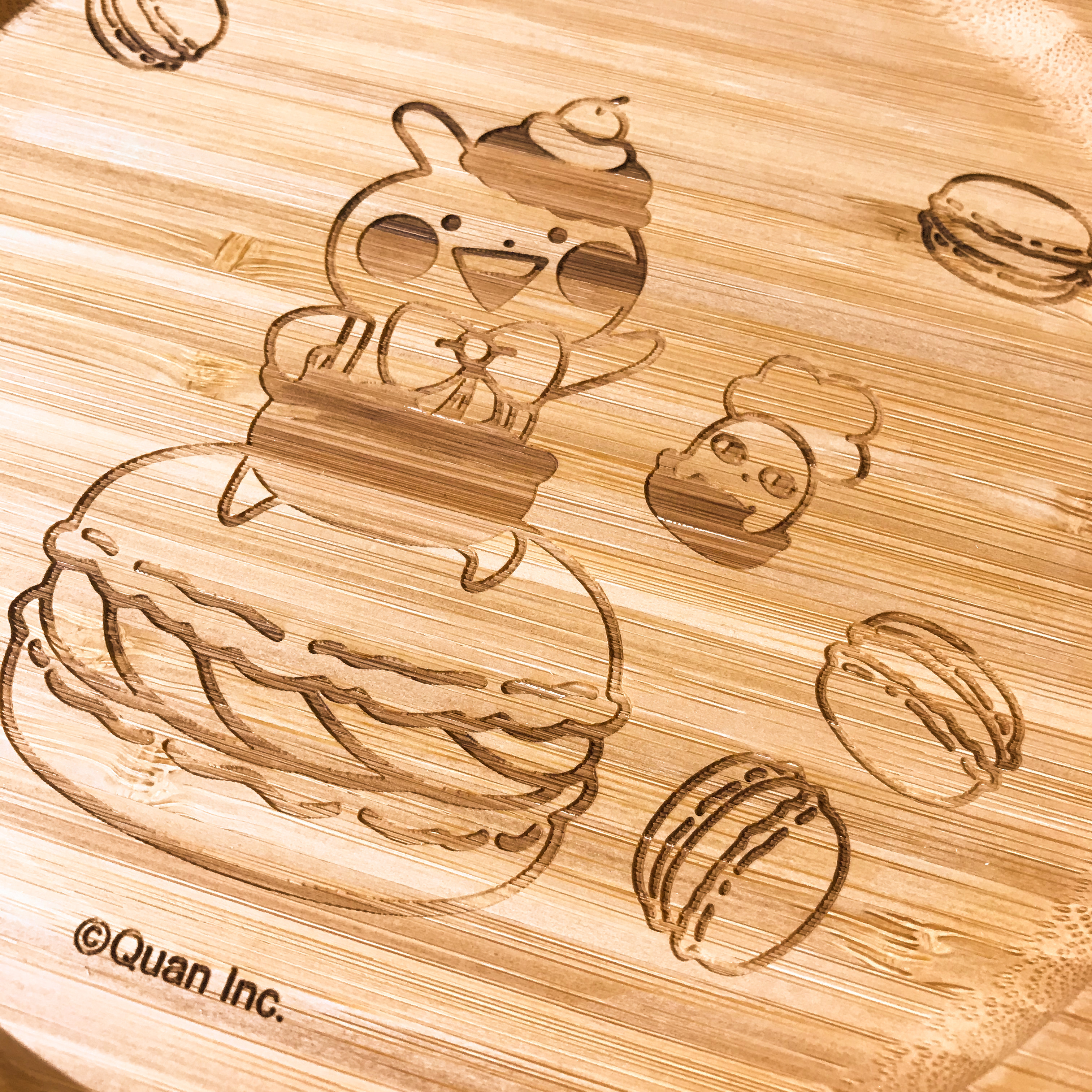 Usagyuuun-雷雕木盤-馬卡龍款