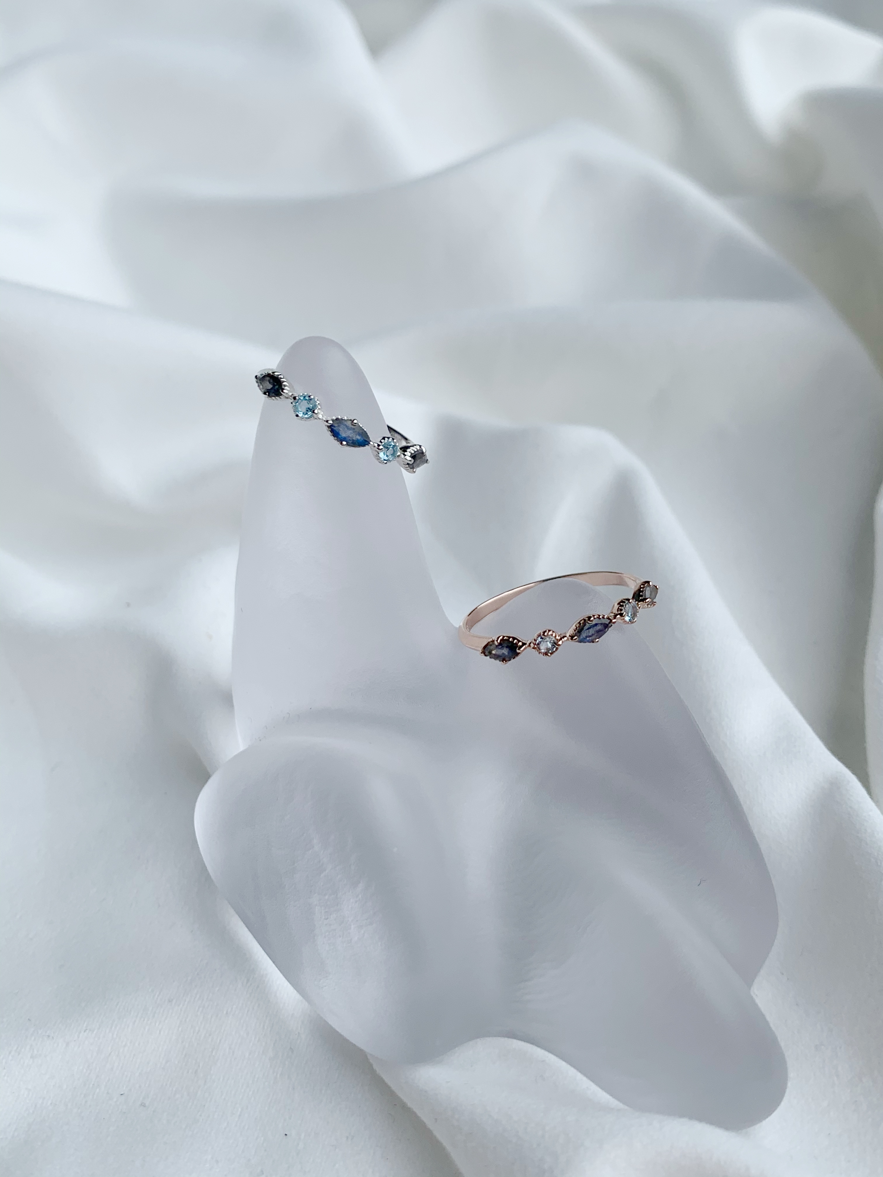 半圈眼形黑月光托帕石戒指