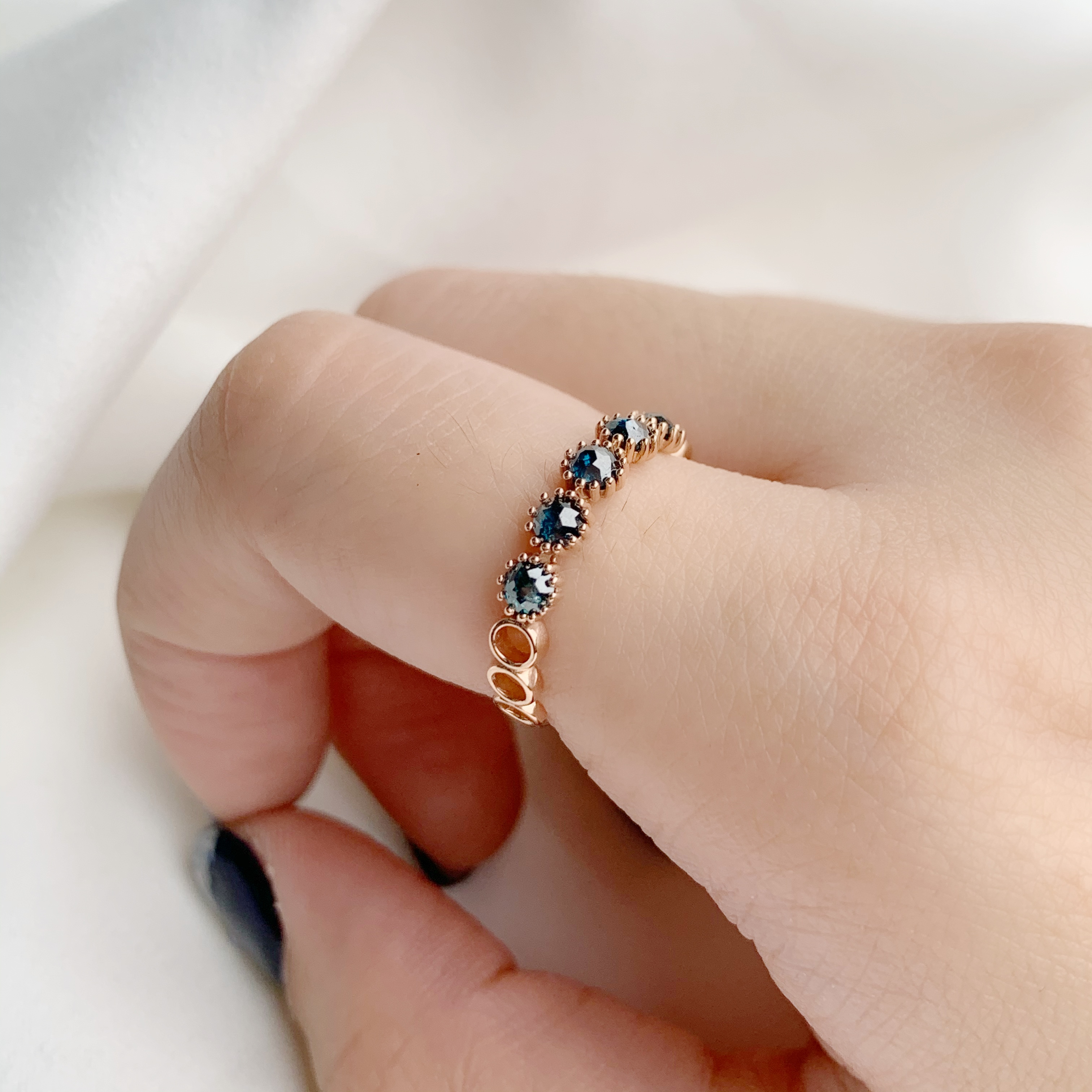 14k 0.45ct圈圈五顆藍鑽原礦戒指