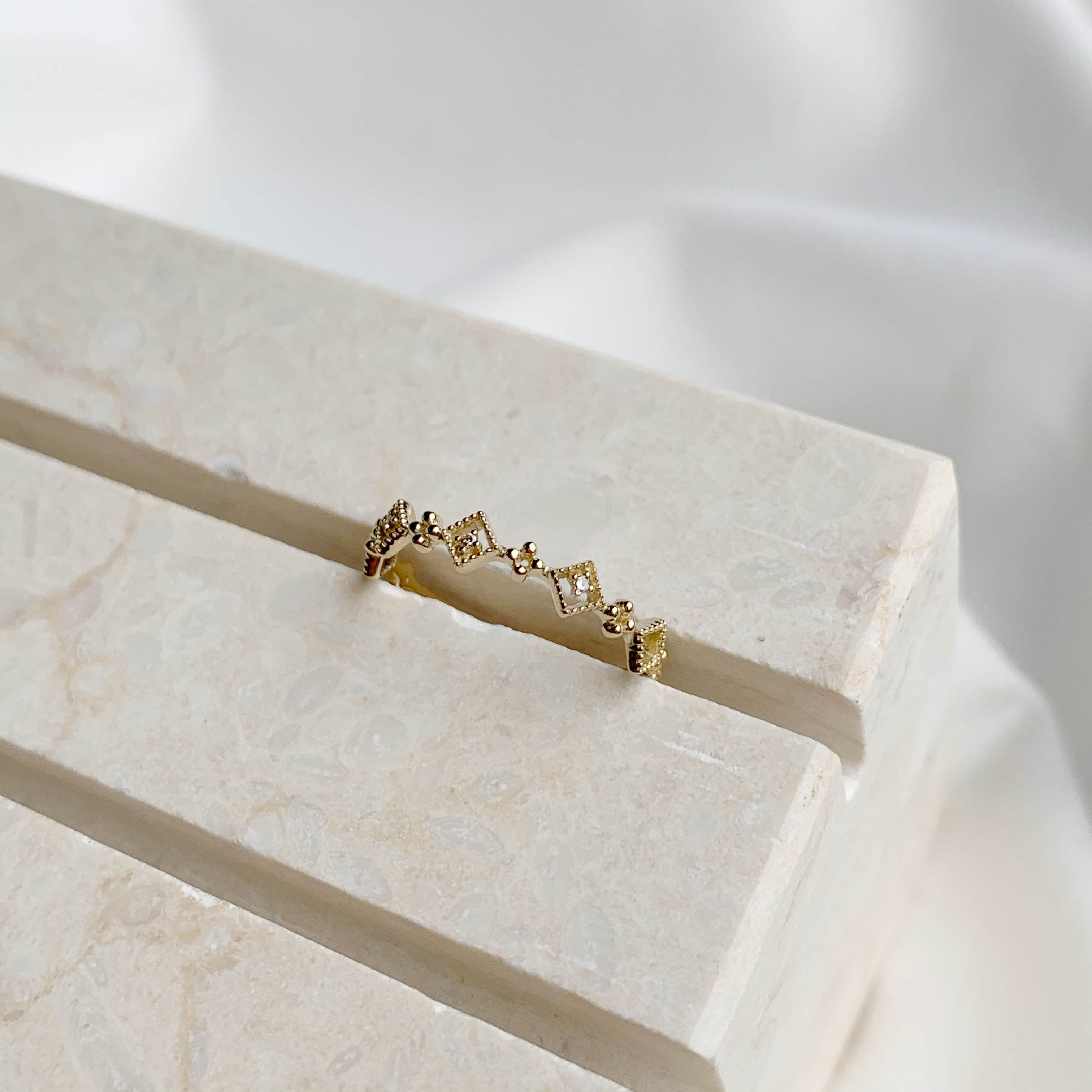 14k菱形簍空迷你真鑽戒指