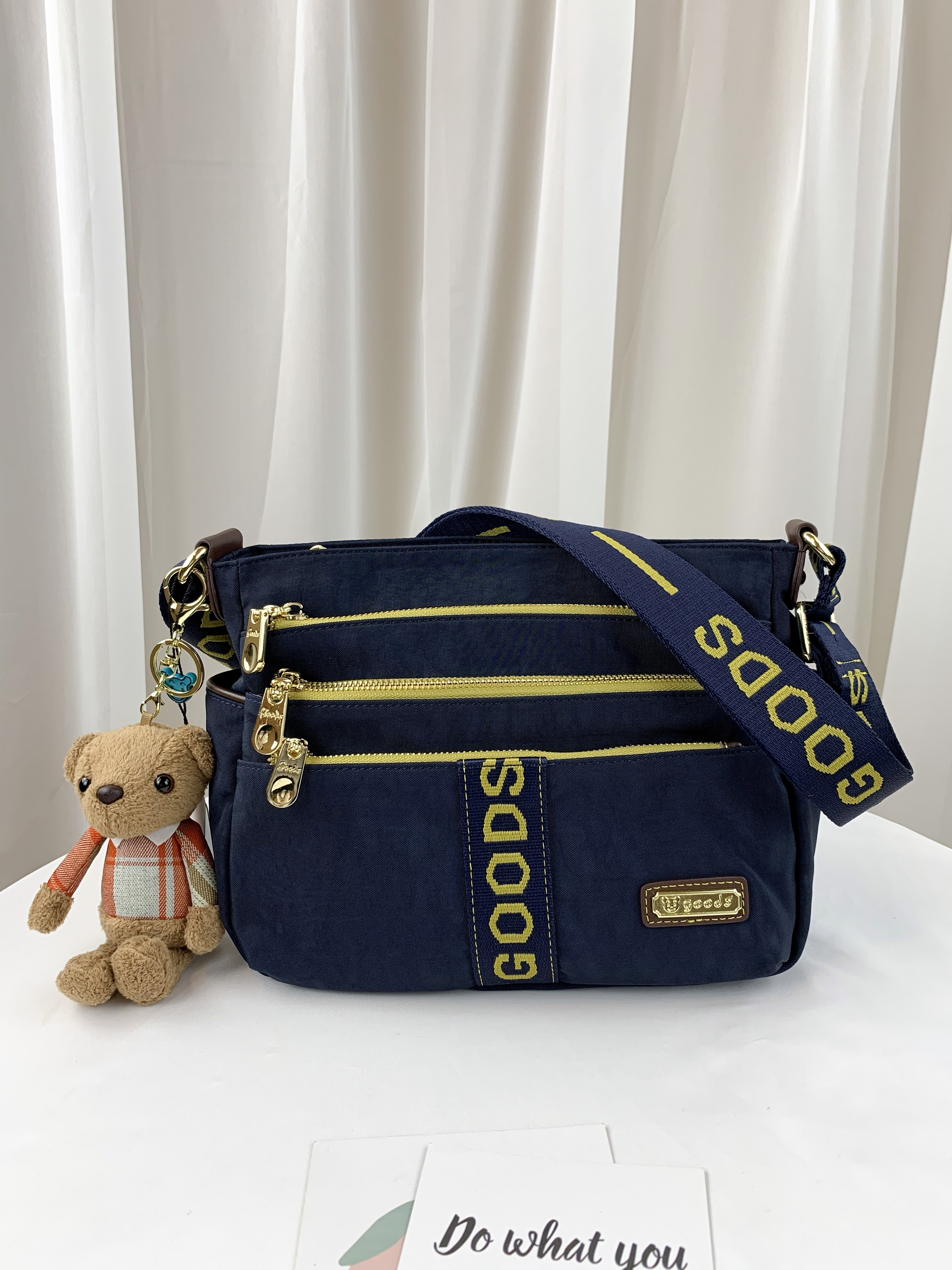 GOODS 織帶黃藍 丹寧防潑水側背包 附小熊吊飾 #2502