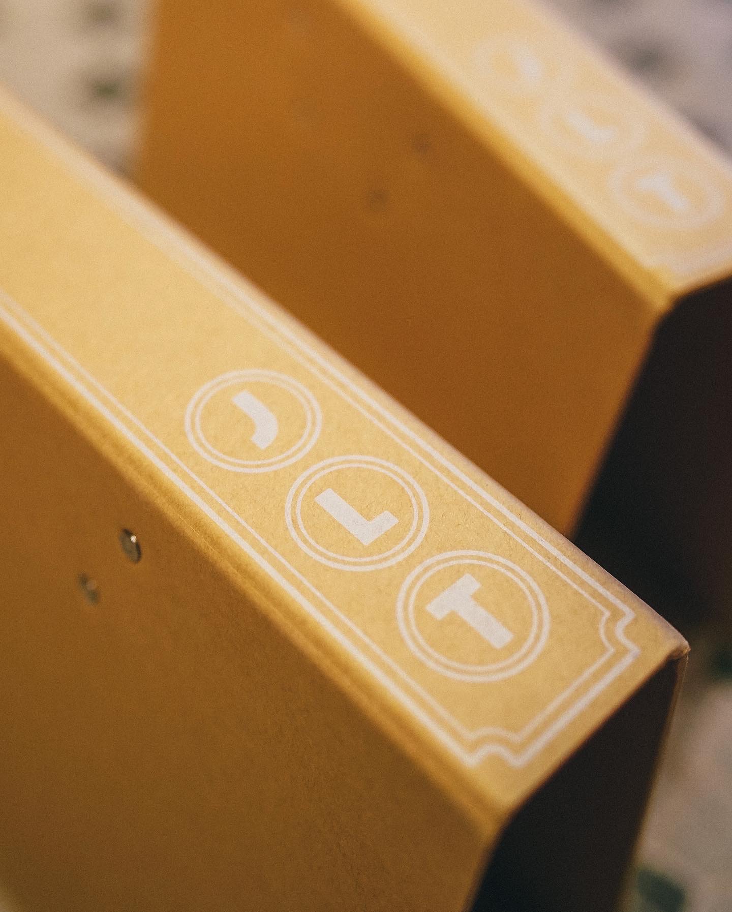 【JLT Selection】A4兩孔環式活頁文件夾 (打孔入紙款)