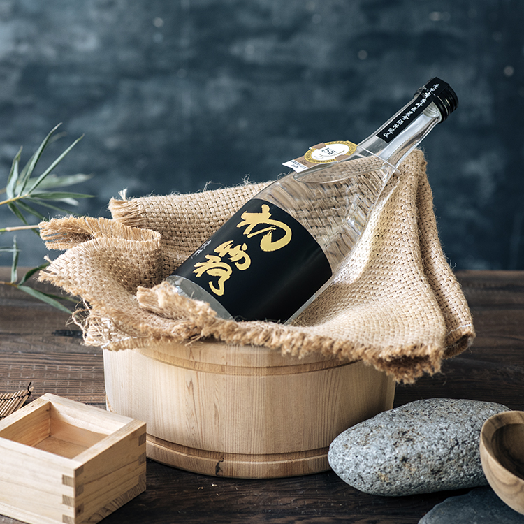 【禾發堂嚴選】初霧 燒酎    ★榮獲多次世界酒類評鑑得獎酒品