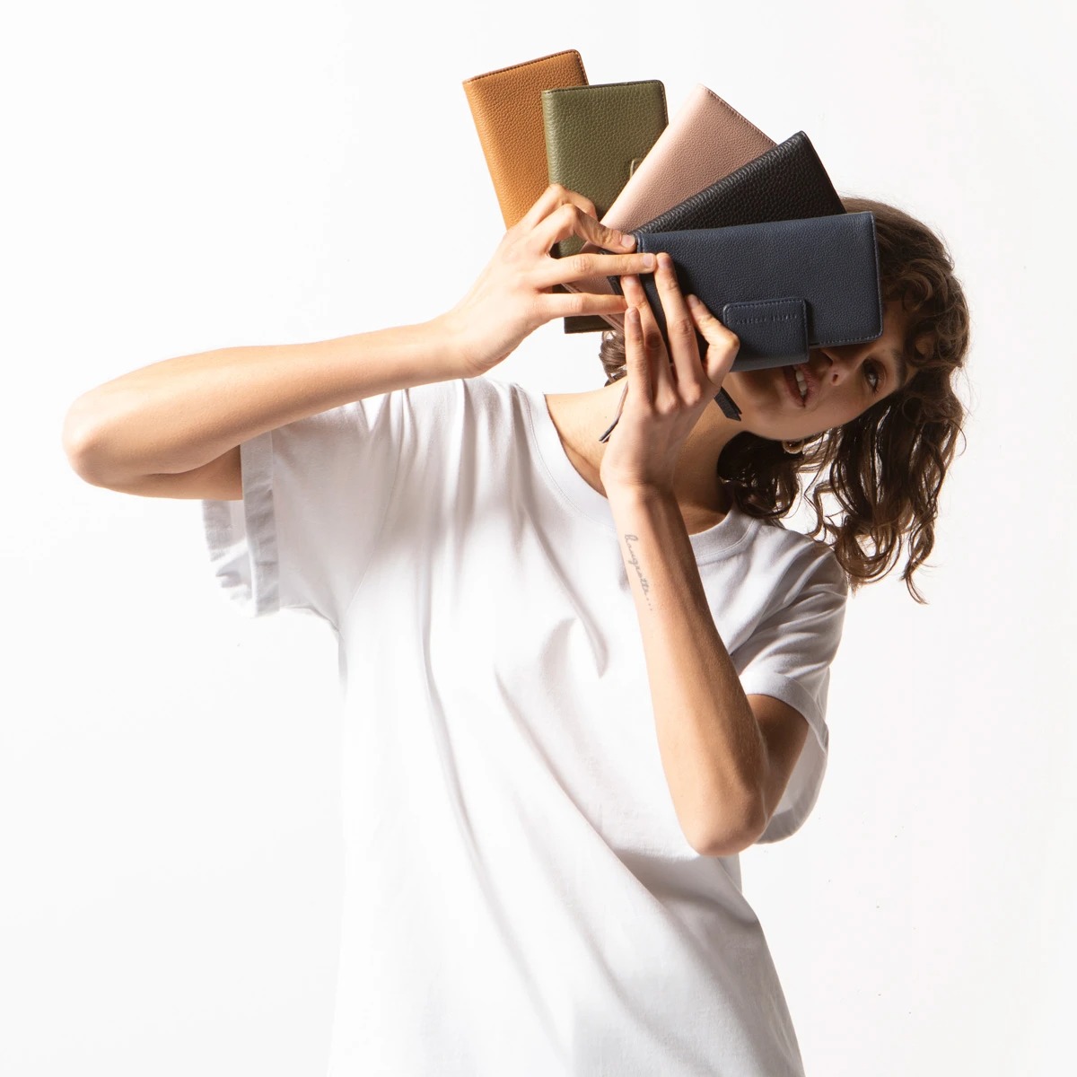 Status Anxiety | Ruins 長夾（綠、藍、駝、粉、黑）