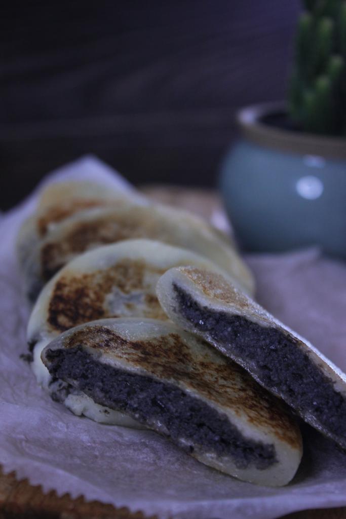 黑豆沙燒餅,黑豆沙,豆沙,燒餅,甜品,小食,自家製,做法,食譜, 家常菜, 煮餸,豆沙燒餅,糯米粉