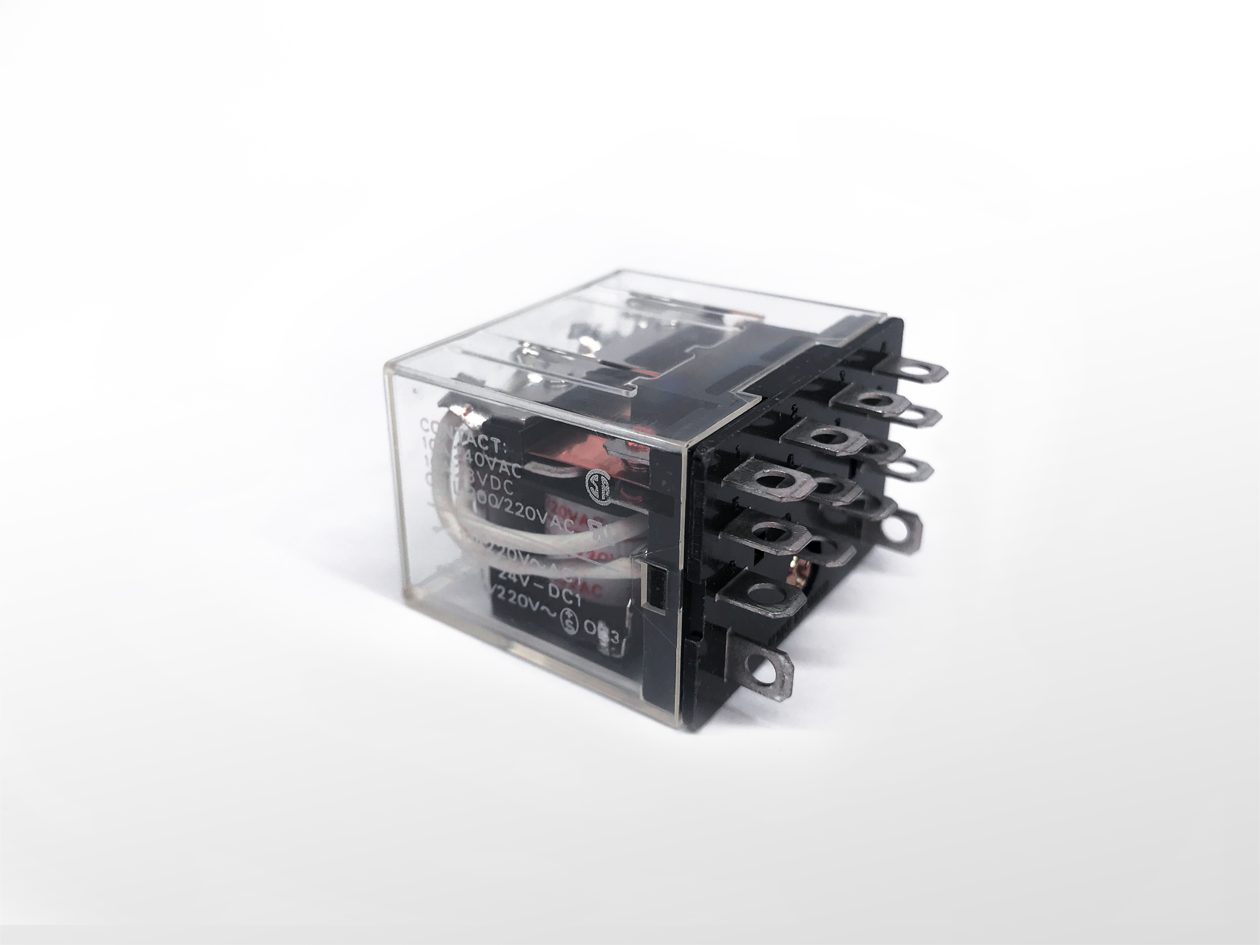 OMRON AC220V_4P 耐電流繼電器(無座) LY42