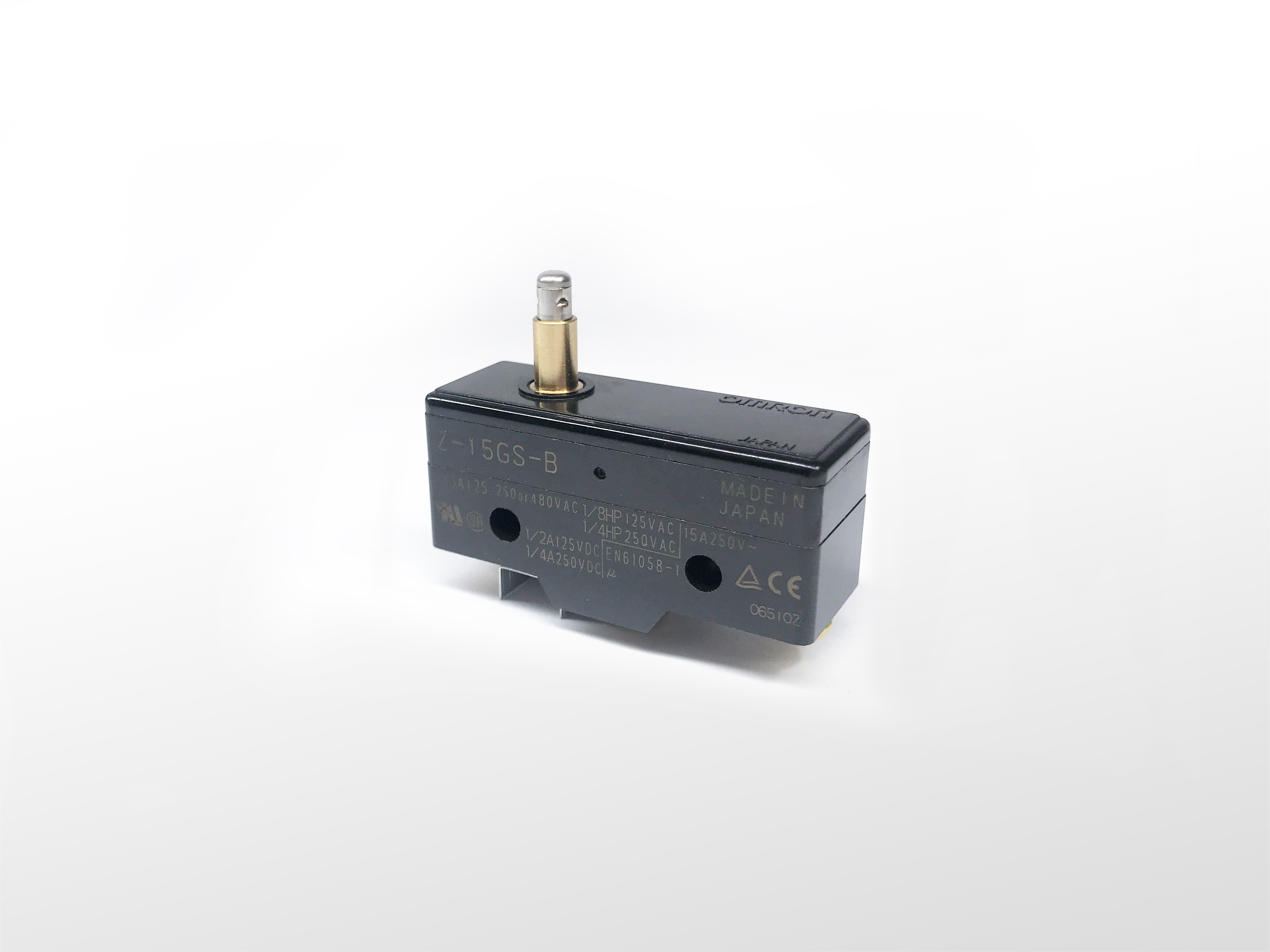 OMRON 日製鎖螺絲型微動開關 Z-15GS-B
