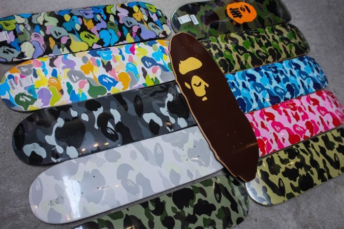 【車庫服飾】A BATHING APE BAPE SKATEBOARD DECKS 1ST CAMO一組 經典收藏滑板