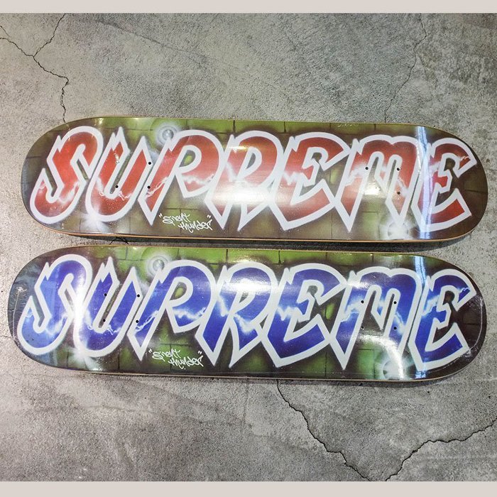 【車庫服飾】SUPREME LEE LOGO DECKS 2018 牆璧 塗鴉 一組 經典收藏滑板