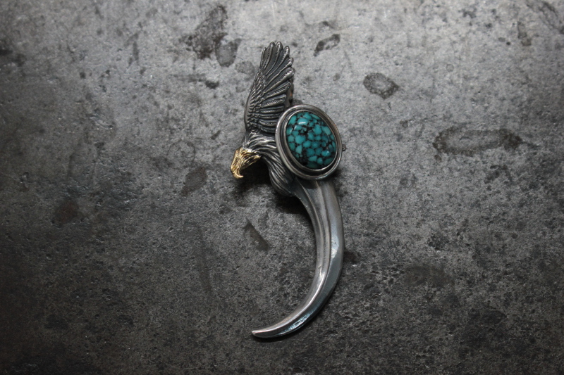 SE-791 襟翼鷹爪上衣 w 老蜘蛛網王松石吊墜