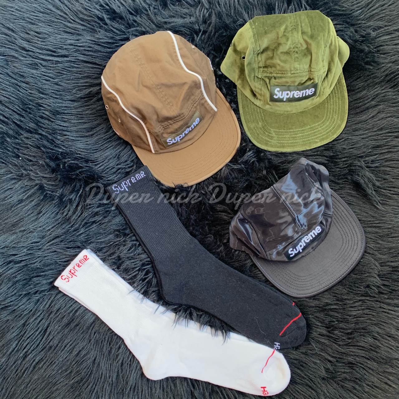 SUPREME  五分割帽/長襪