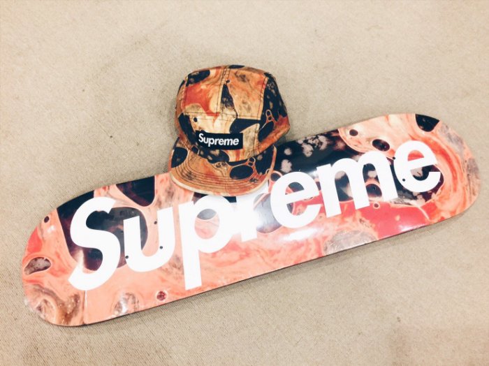 車庫服飾-- Supreme Blood and Semen Skateboard Logo 滑板單板