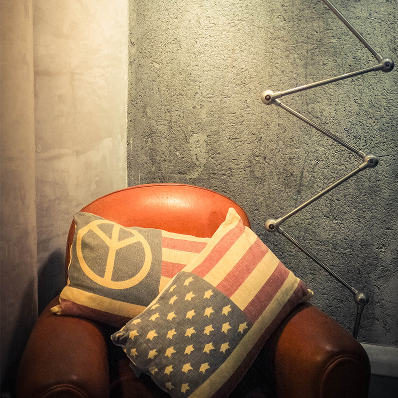 【車庫服飾】收藏品出售 visvim FLAG CUSHION STARS / PEACE 市面難尋老布星星和平國旗抱枕