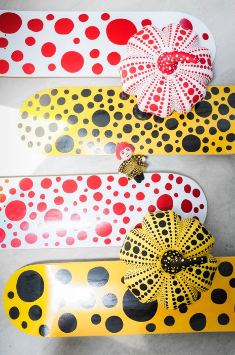 【車庫服飾 】Yayoi Kusama Pumpkin Pillow 黃底黑 白底黃 點點 南瓜 擺飾 抱枕