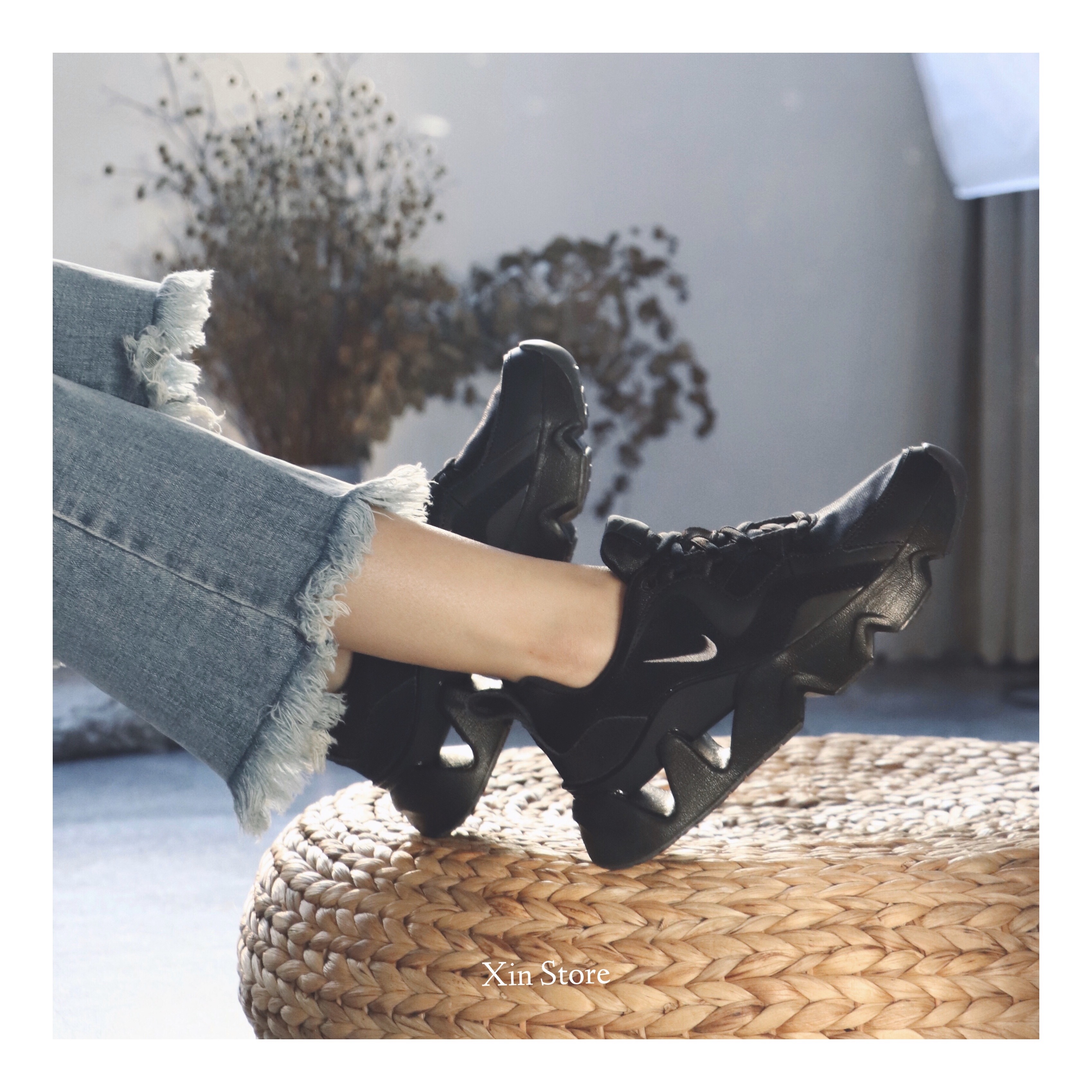 【現貨】Nike W RYZ 365 鏤空 鋸齒 增高 孫芸芸 著用款 全黑