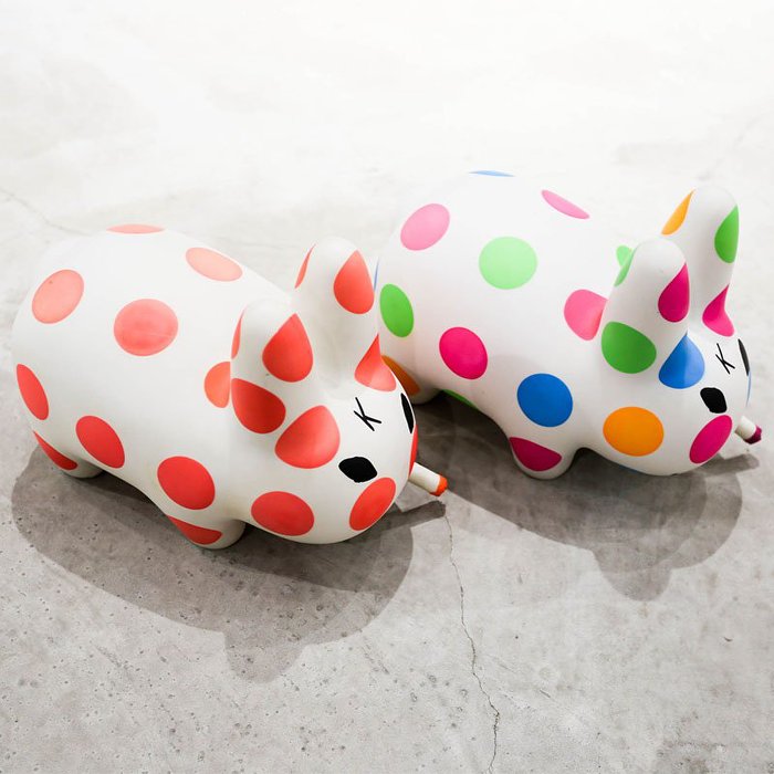 【車庫服飾】收藏品出售 Labbit Kozik Kidrobot Polka Dot Neon Orange 抽煙兔