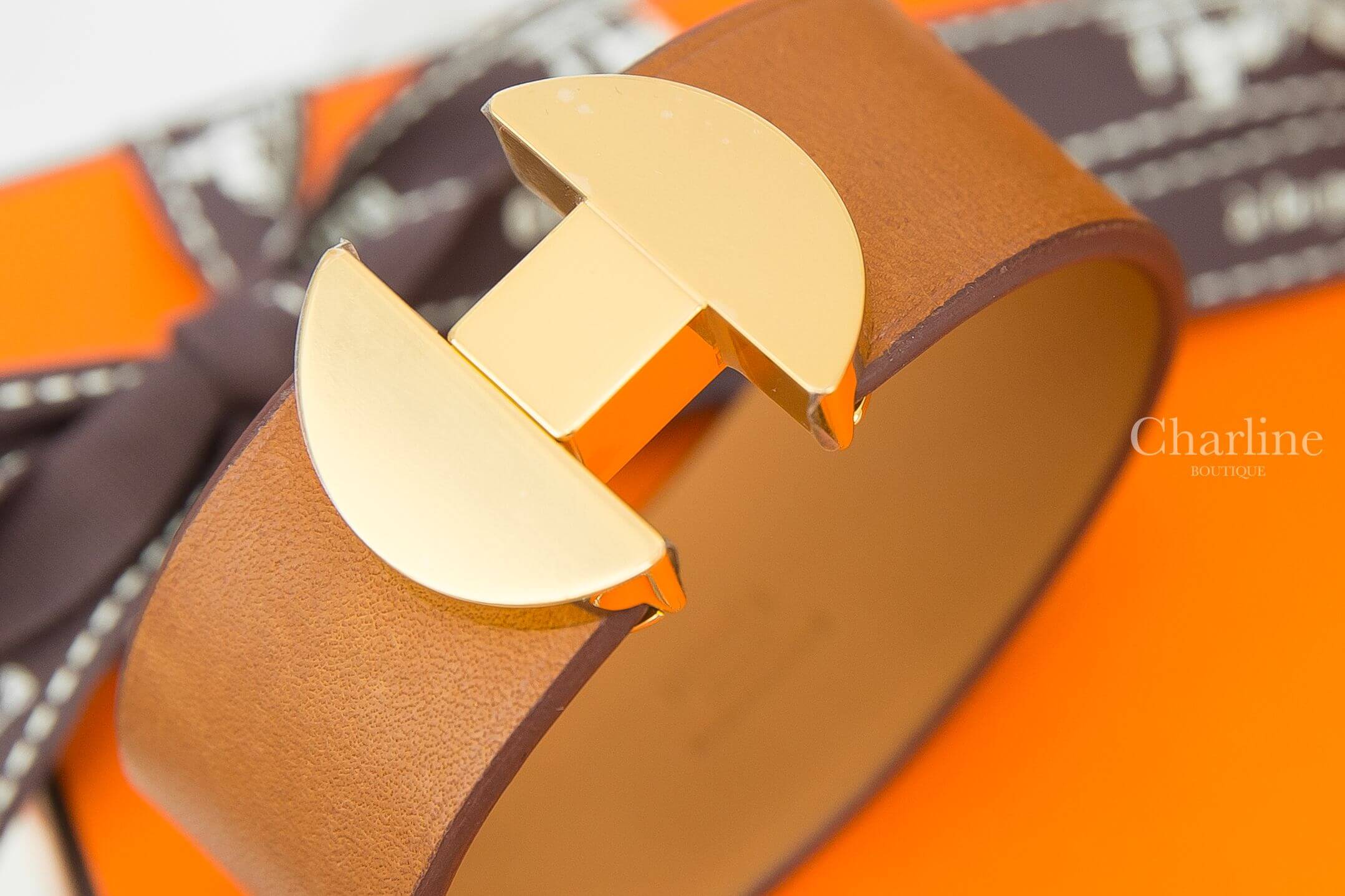 Hermès 2002 Bracelet 淺褐色金釦手環