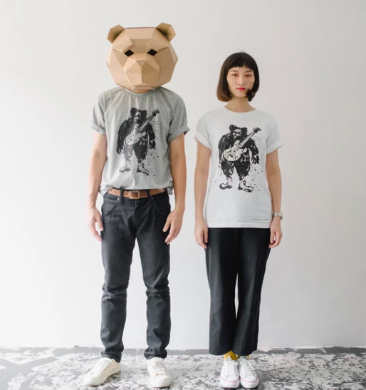 ABEARABLE ROCK N' ROLL! 熊搖滾！變色設計T-SHIRT [灰/白兩色]