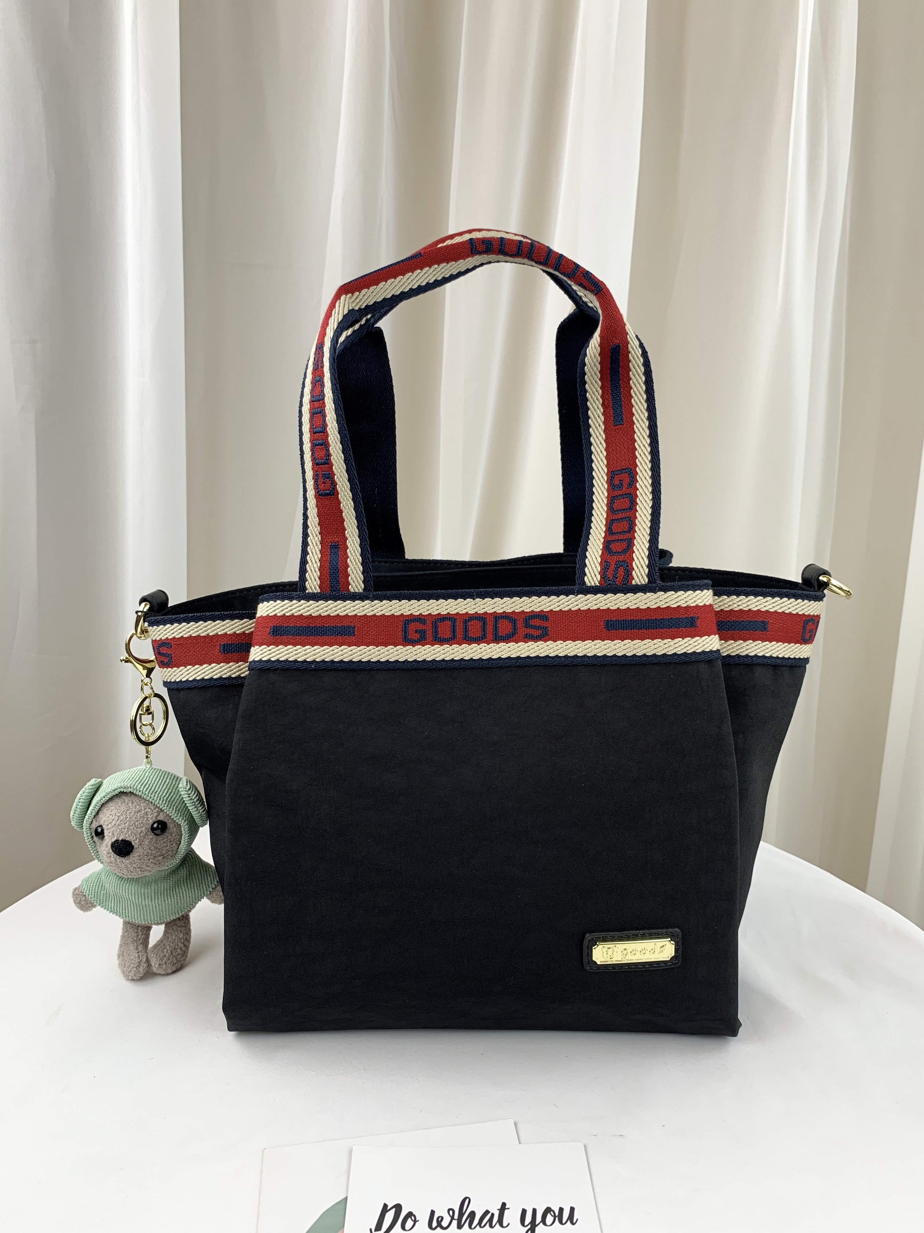 GOODS 織帶黑 水洗紋防潑水手提包 / 側背包 附小熊吊飾 #2734