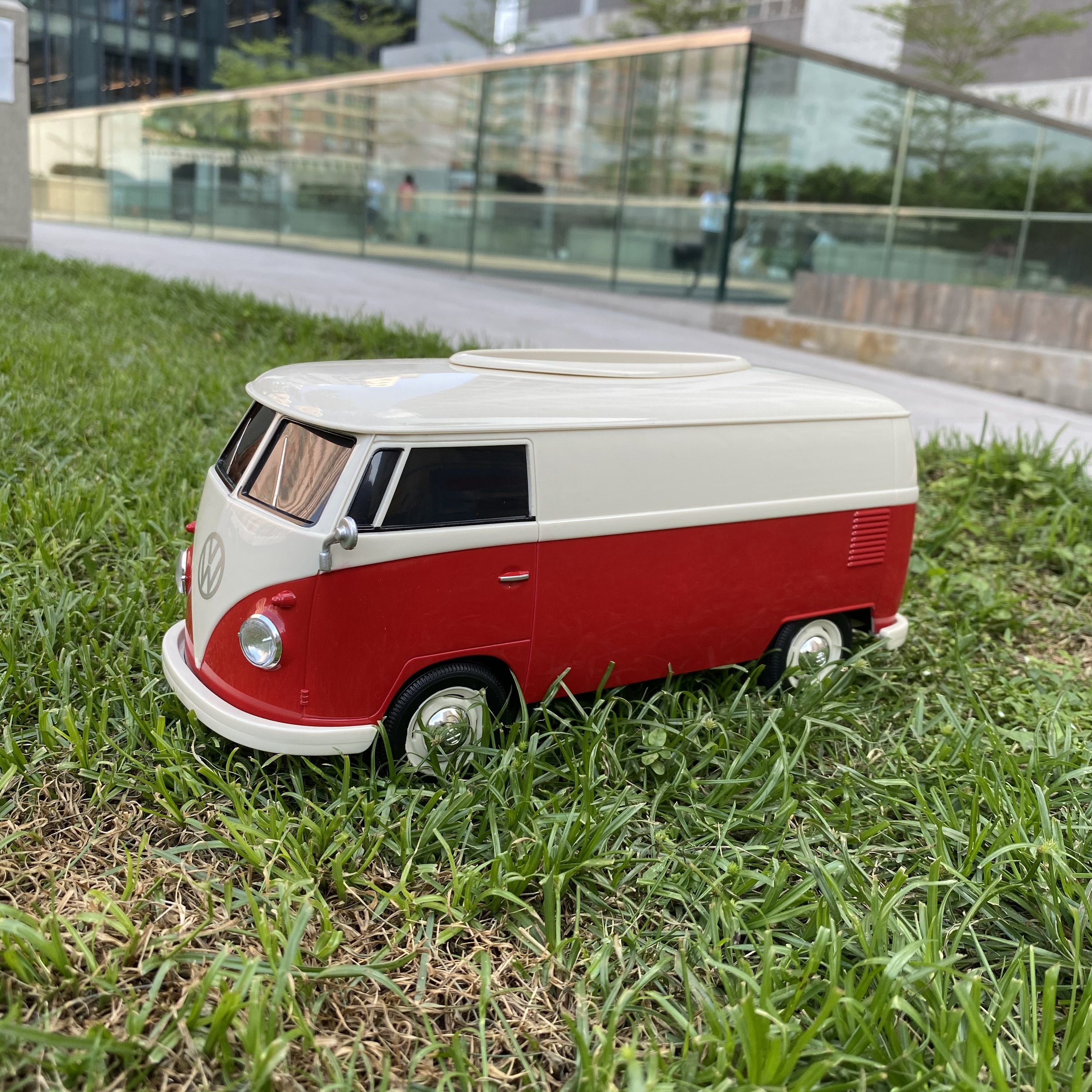 Volkswagen T1 車造型紙巾盒-91401-經典紅