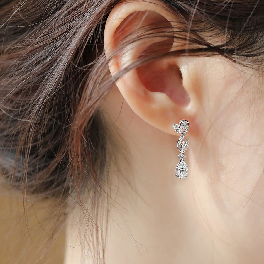 春蔓 — GIA1克拉水滴形鑽石耳環