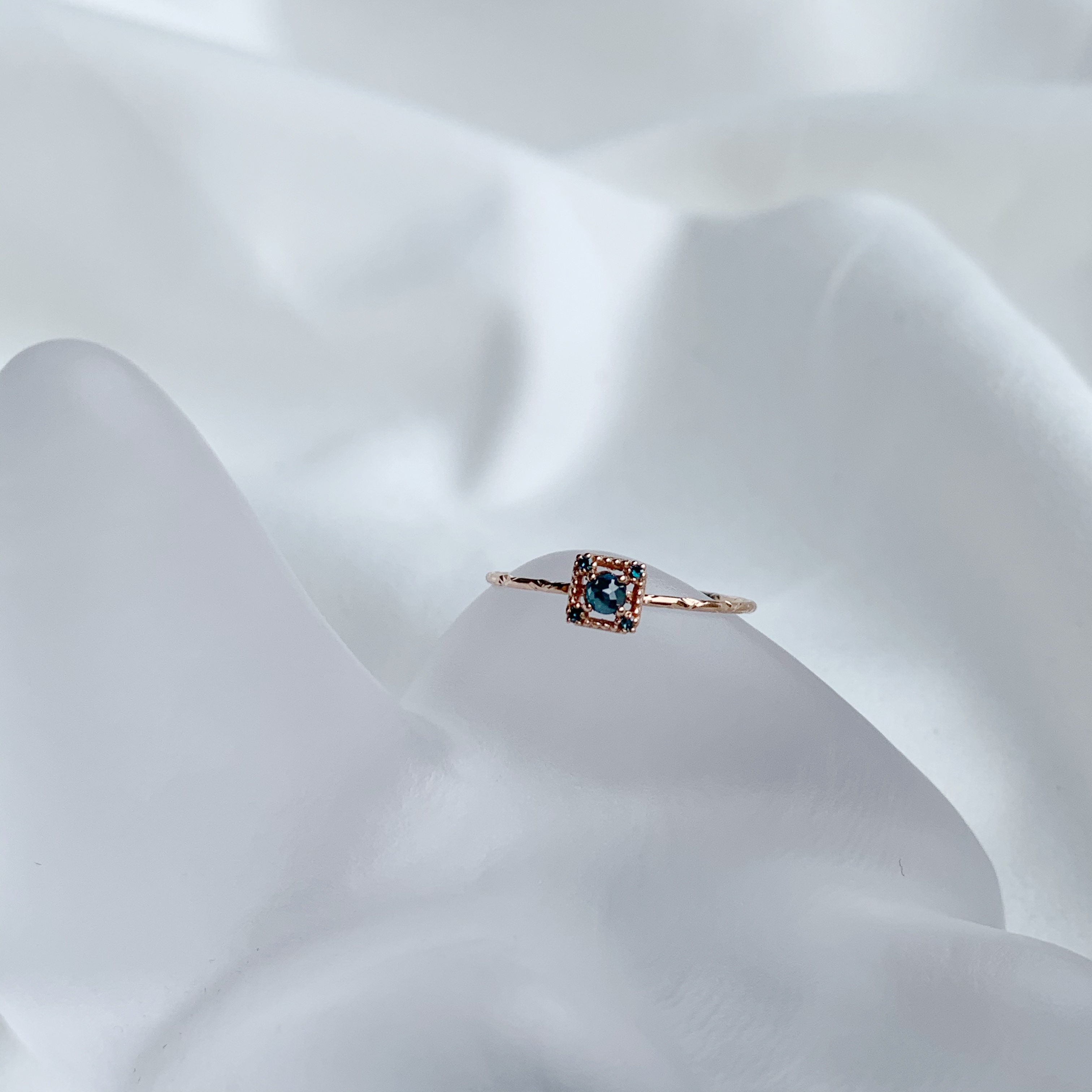 14k復古方形四角藍鑽戒指